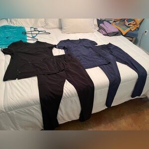 Scrubstar - Black and Navy scrub set size medium- top & bottoms both medium